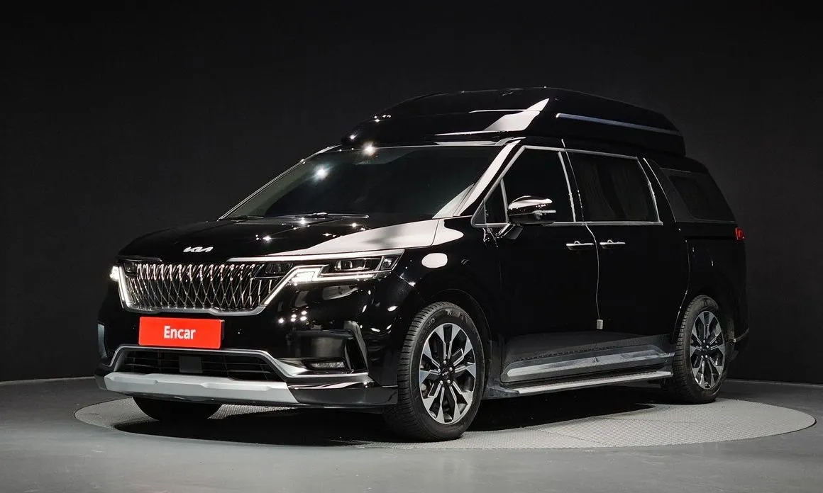 Kia Carnival — фото 1