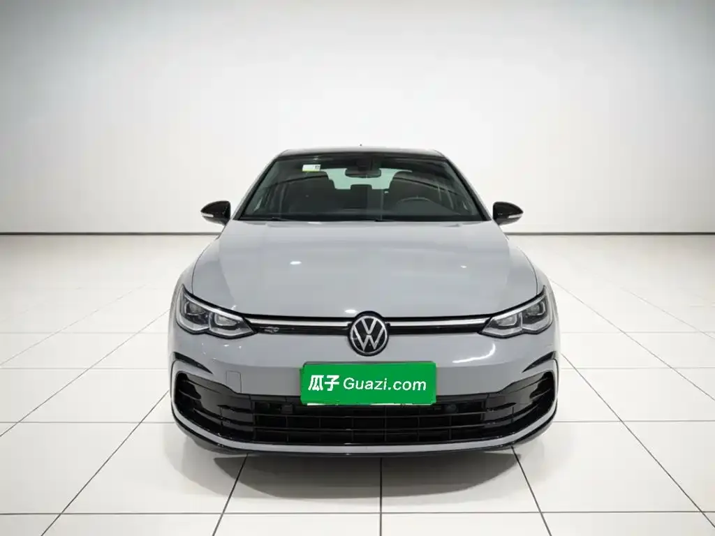 Volkswagen Golf — фото 6