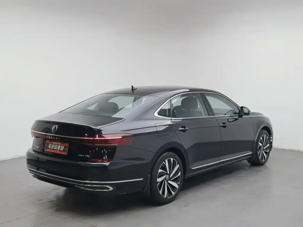 Volkswagen Passat — фото 2