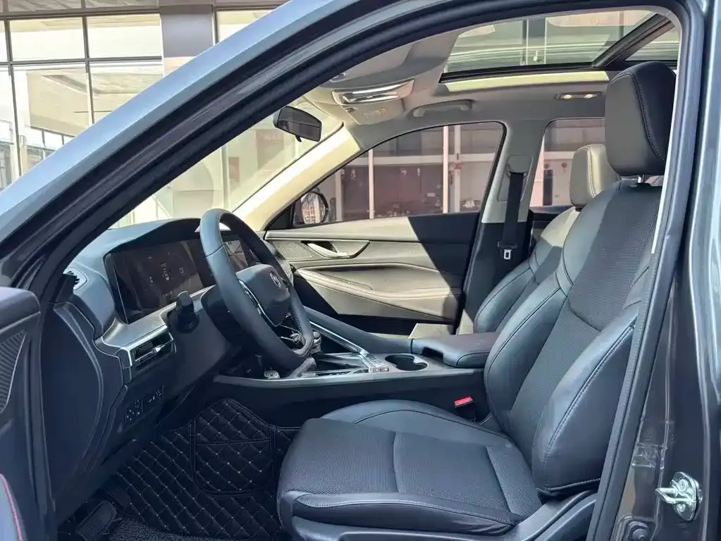 Changan CS35PLUS — фото 3