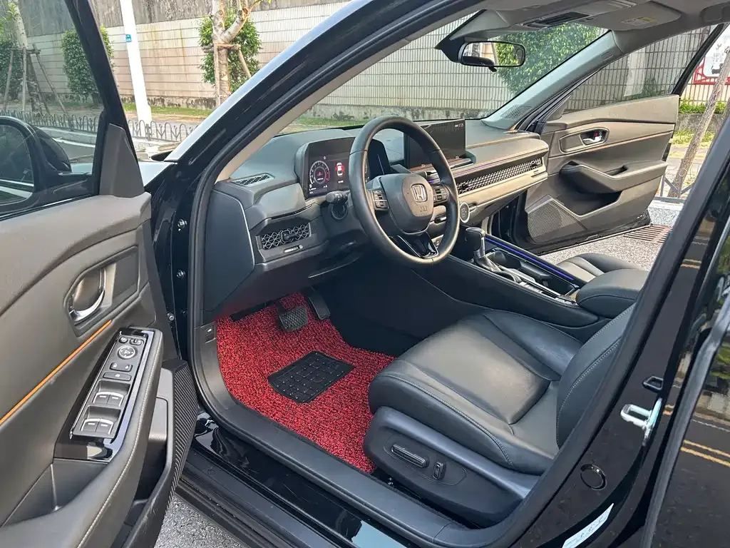 Honda Accord — фото 3