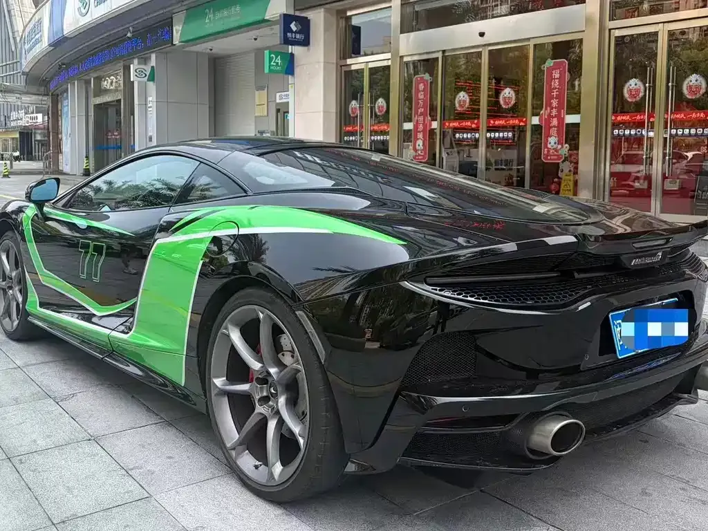 McLaren GT — фото 10