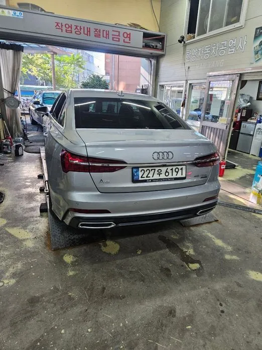 Audi A6 — фото 5