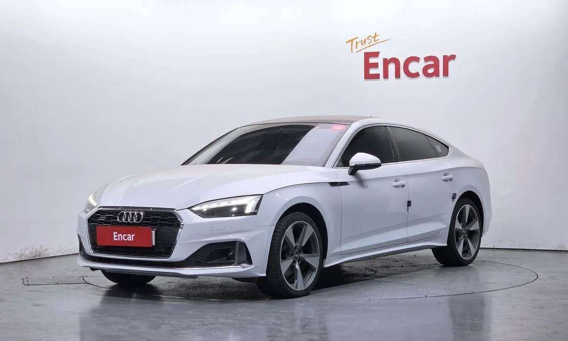 Audi A5 — фото 1