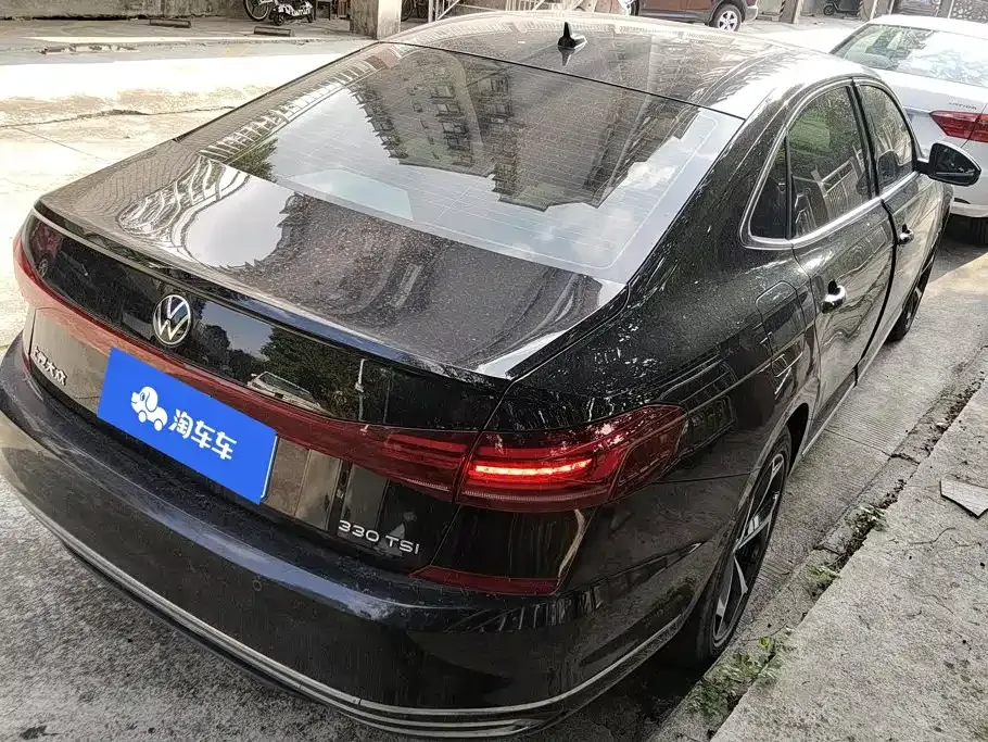Volkswagen Passat — фото 8