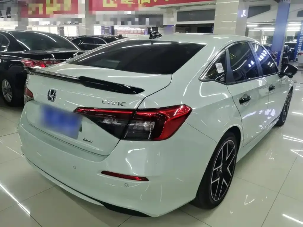 Honda Civic — фото 5
