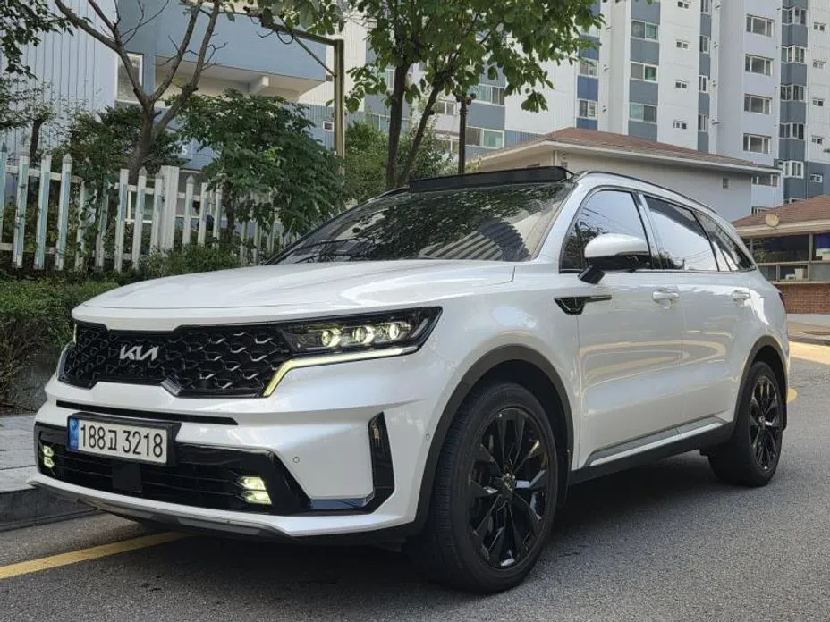 Kia Sorento — фото 1