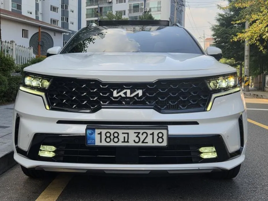Kia Sorento — фото 6