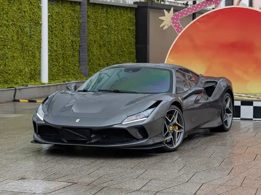 Ferrari F8 — фото 1