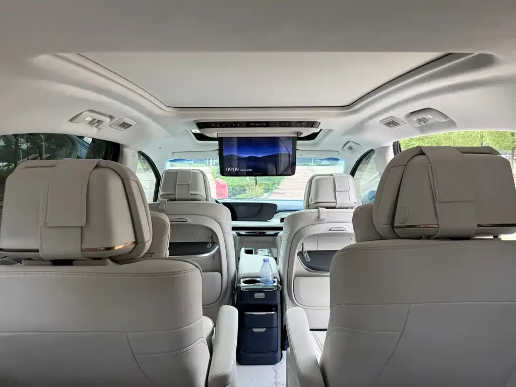 Buick GL8 Hybrid — фото 7