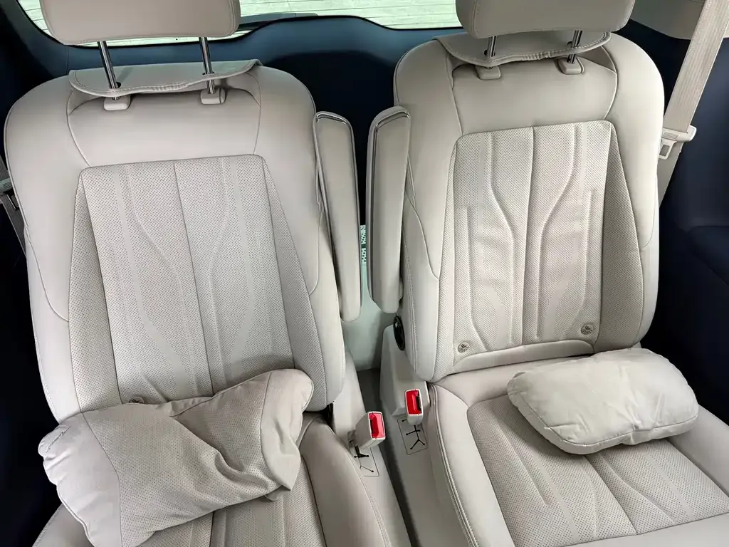 Buick GL8 Hybrid — фото 8