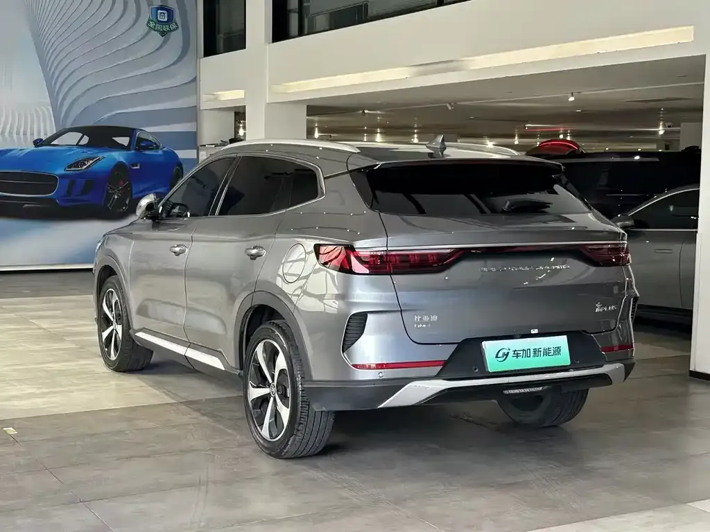 BYD PLUS New Energy — фото 2