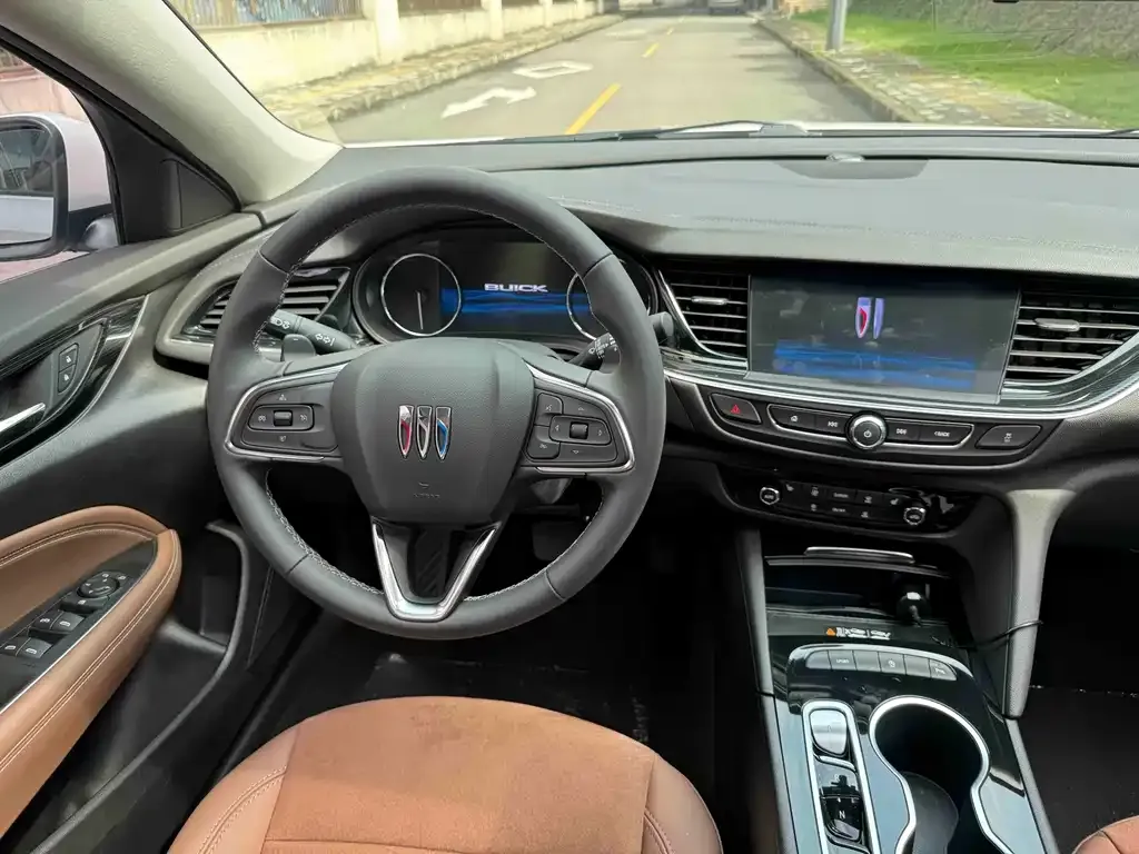 Buick Regal — фото 2