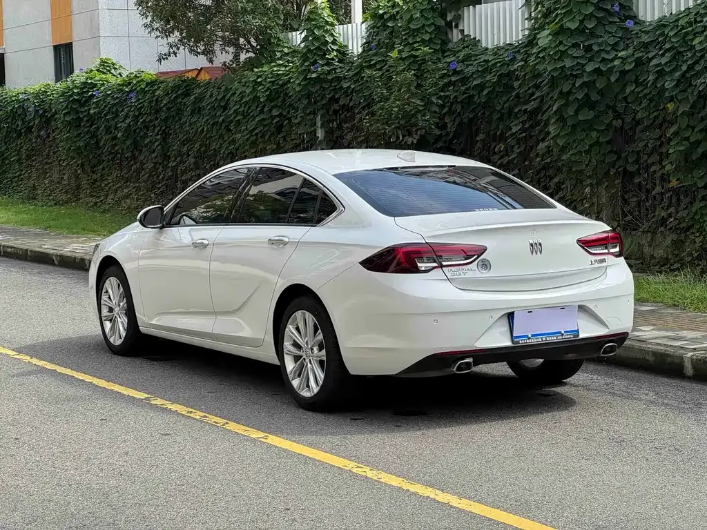 Buick Regal — фото 9