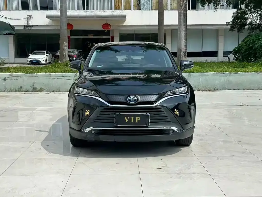Toyota Harrier — фото 3