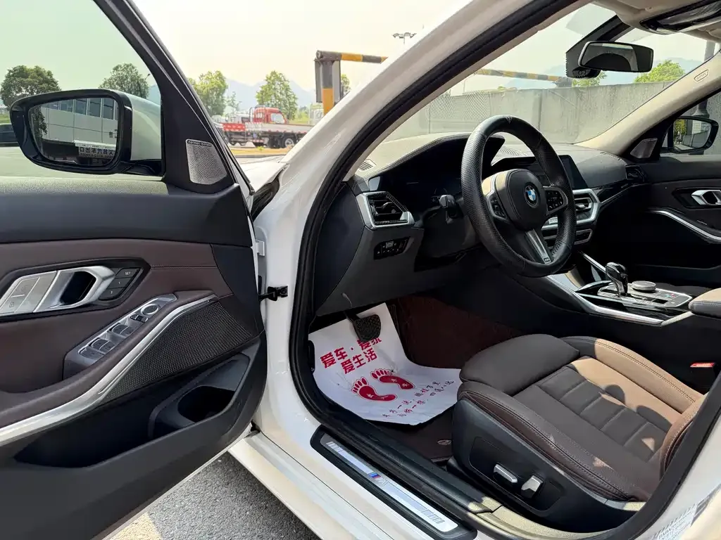 BMW 3 Series — фото 10