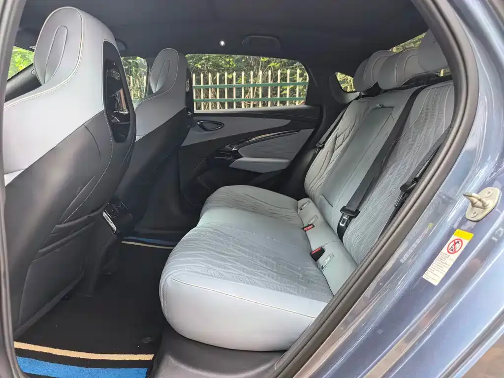 BYD Seal — фото 6