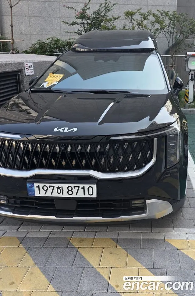 Kia Carnival — фото 1