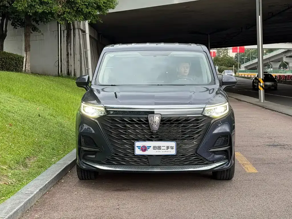 Roewe iMAX8 — фото 10