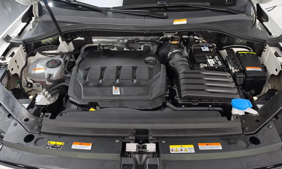 Volkswagen Tiguan — фото 10
