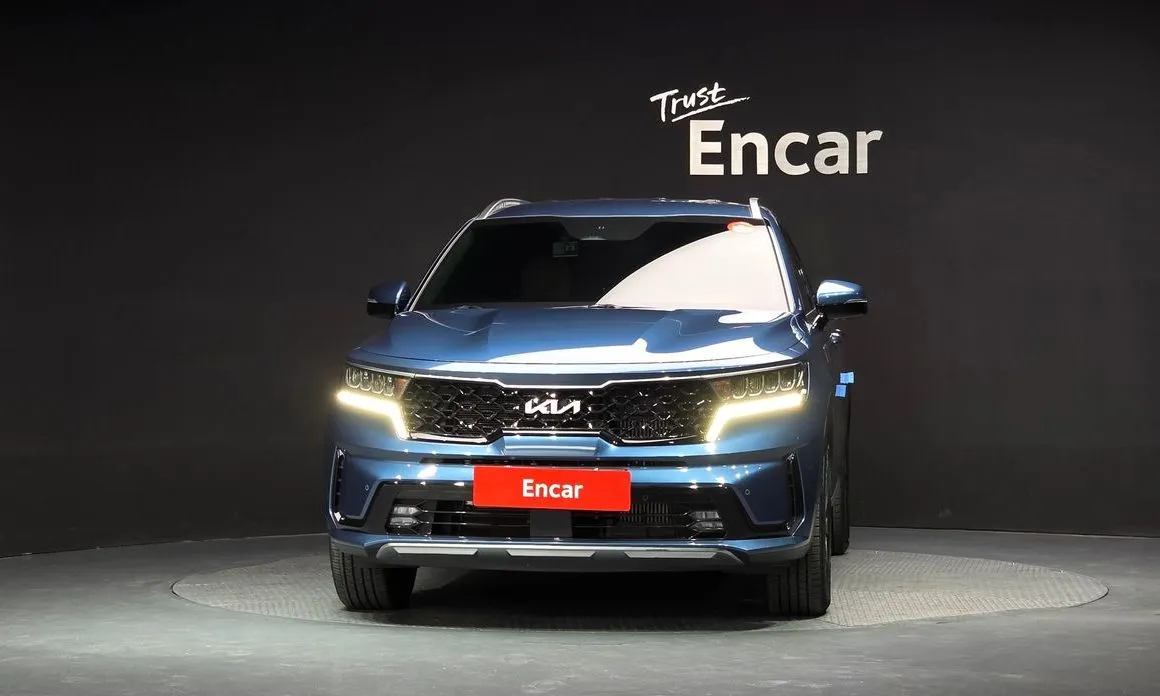 Kia Sorento — фото 6