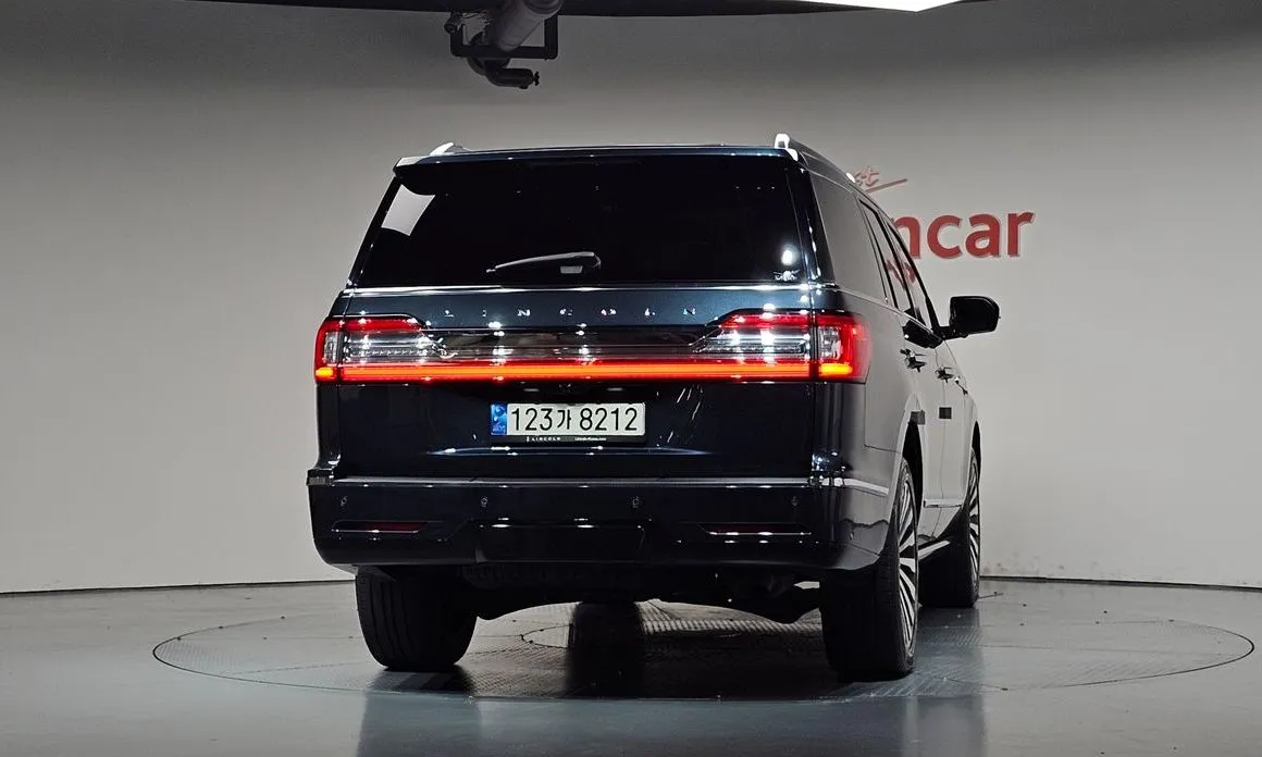 Lincoln Navigator — фото 2
