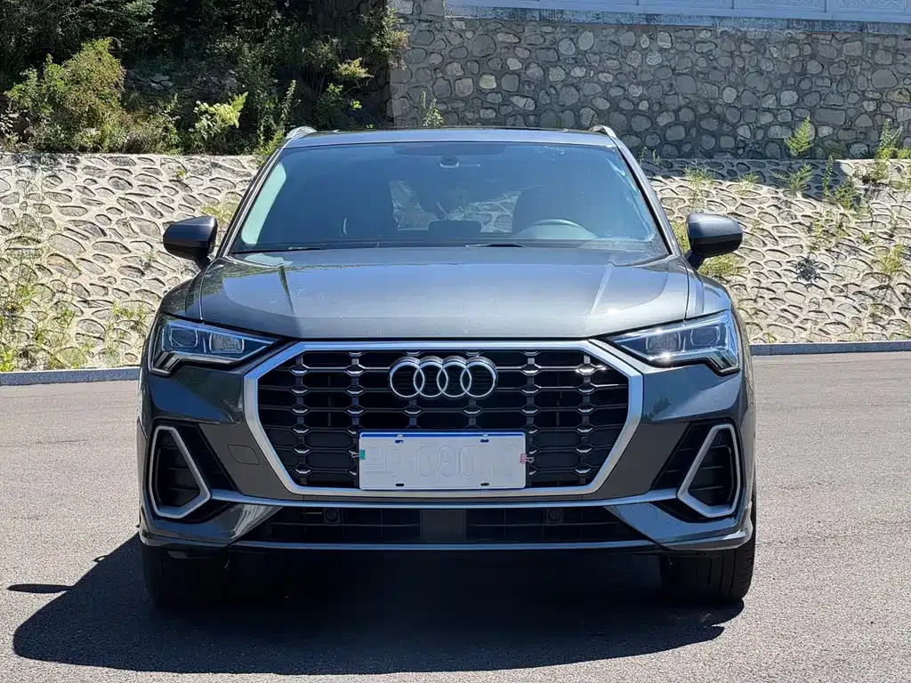 Audi Q3 — фото 7