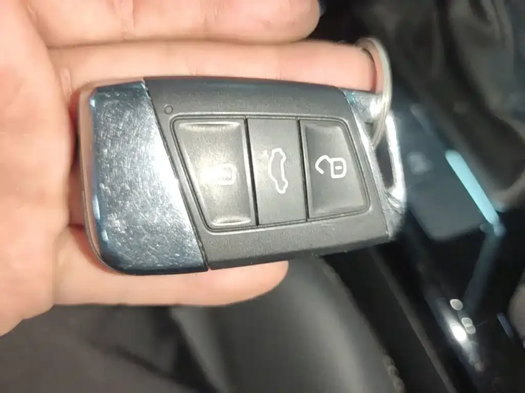 Volkswagen Passat — фото 10