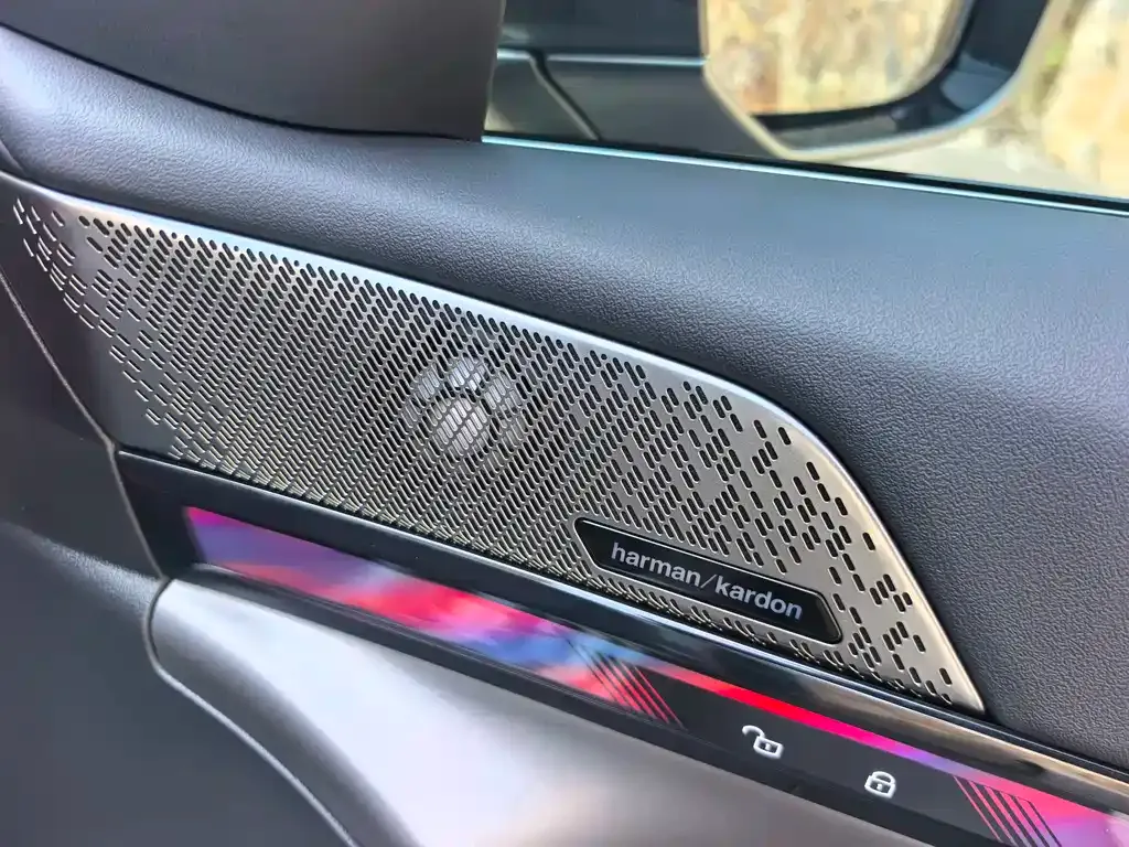 BMW 5 Series — фото 2