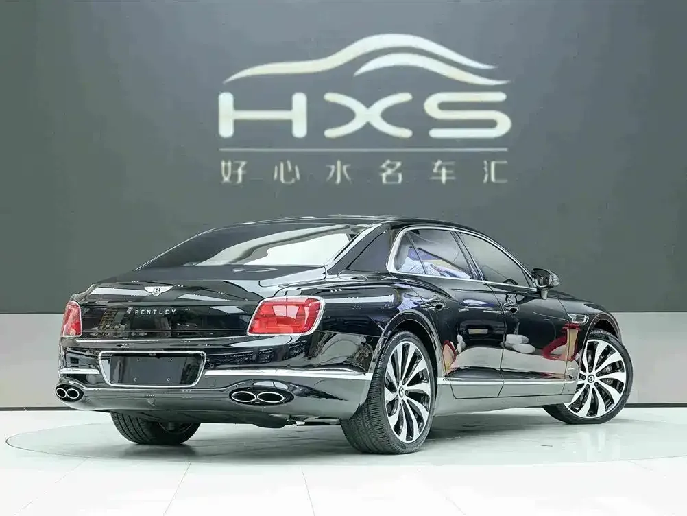 Bentley Flying Spur — фото 5