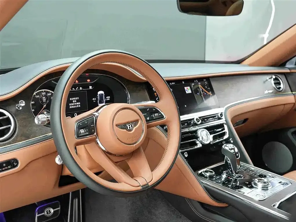 Bentley Flying Spur — фото 6