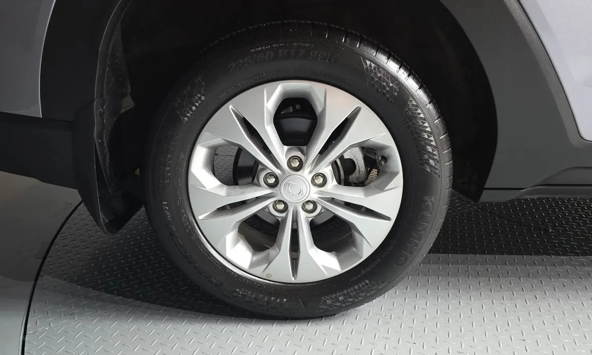 KG Mobility (Ssangyong) Torres — фото 6