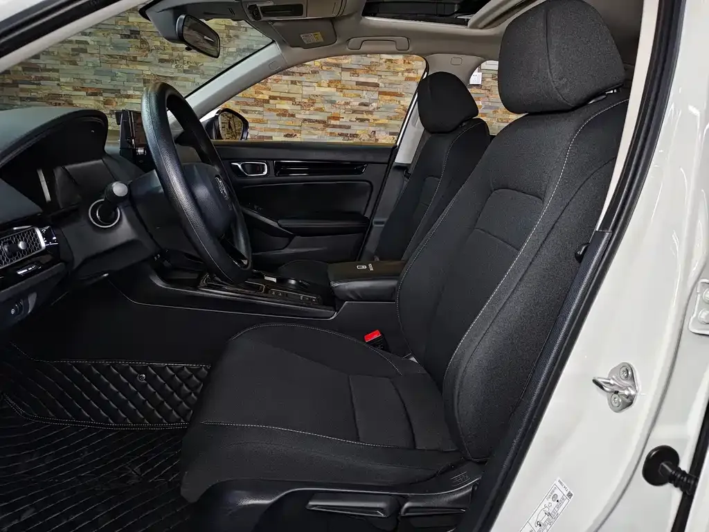 Honda Civic — фото 10