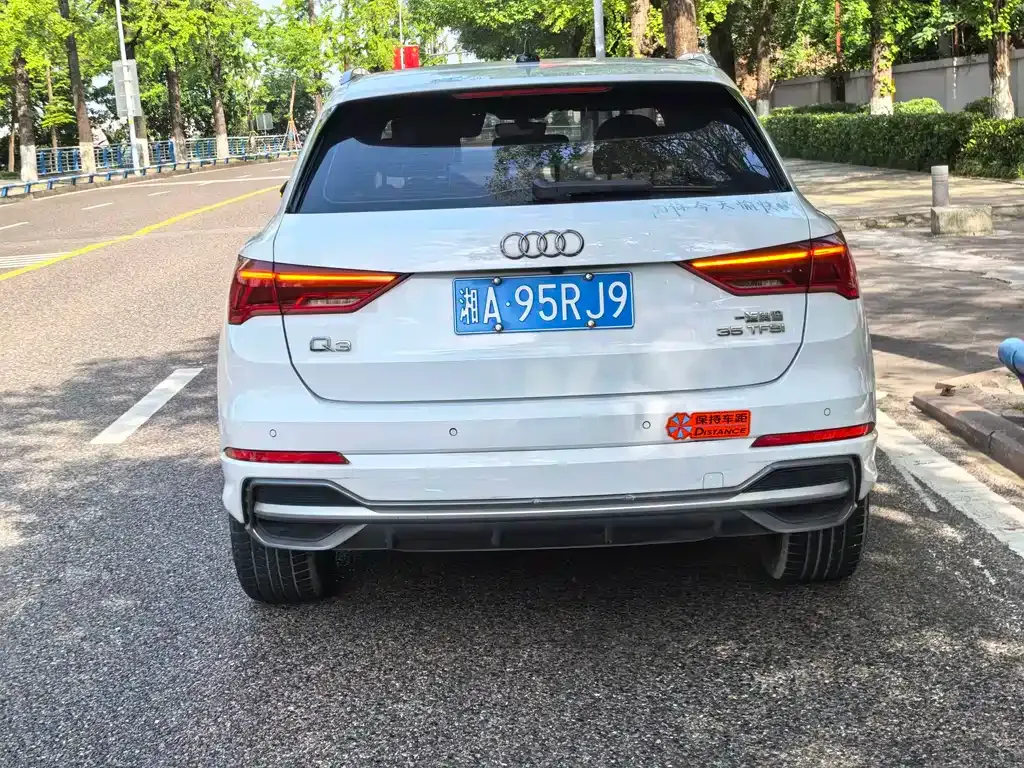 Audi Q3 — фото 5