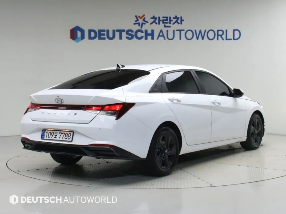 Hyundai AVANTE — фото 10