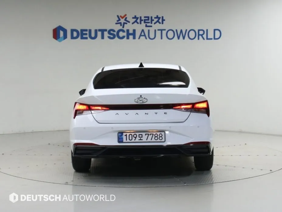 Hyundai AVANTE — фото 5