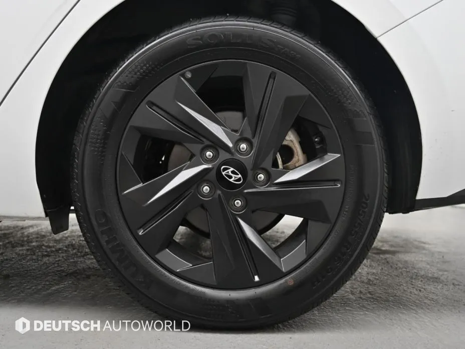 Hyundai AVANTE — фото 3