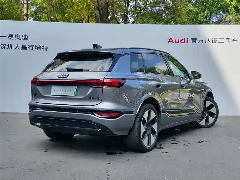Audi Q6L e-tron — фото 3