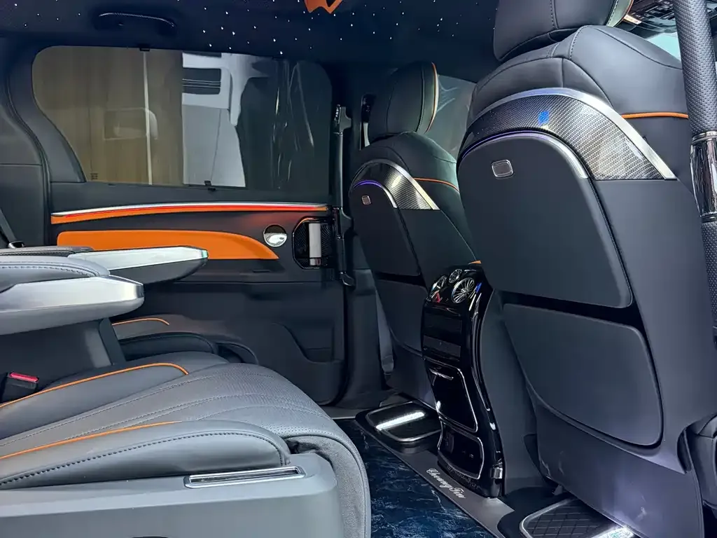Toyota Granvia — фото 5