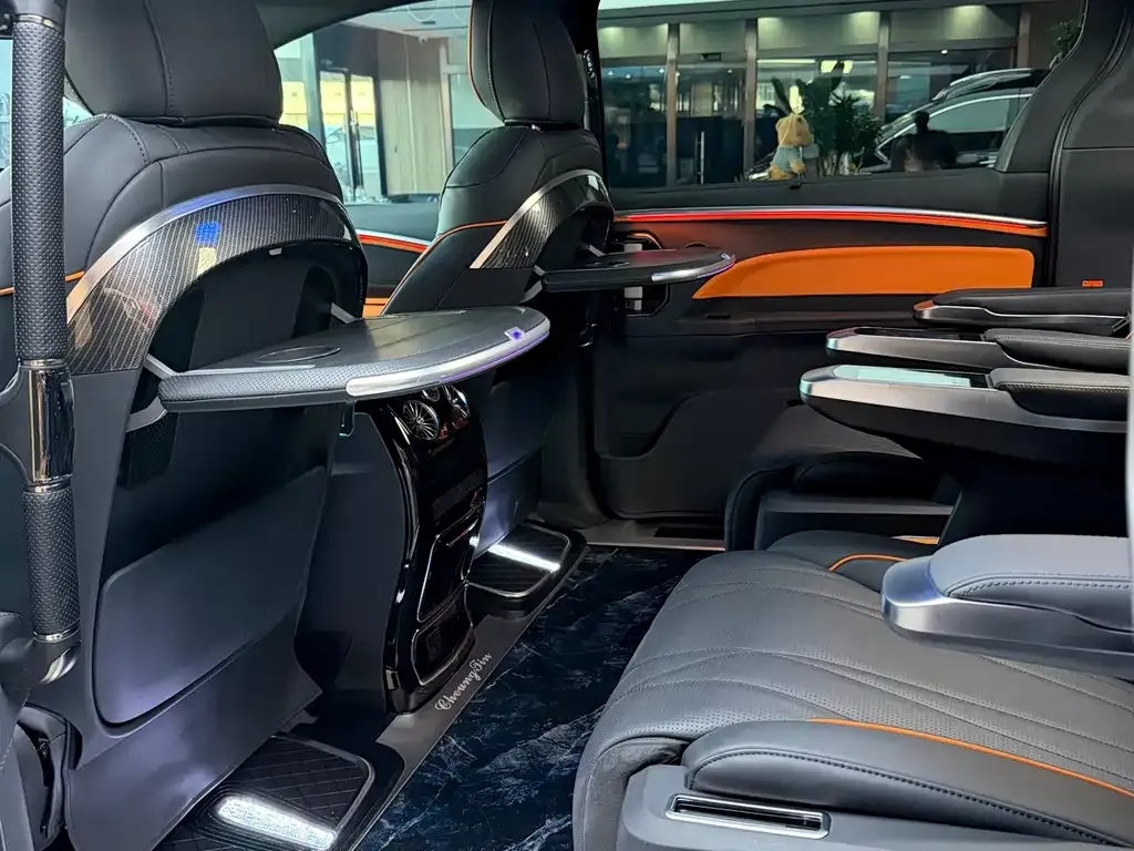Toyota Granvia — фото 9