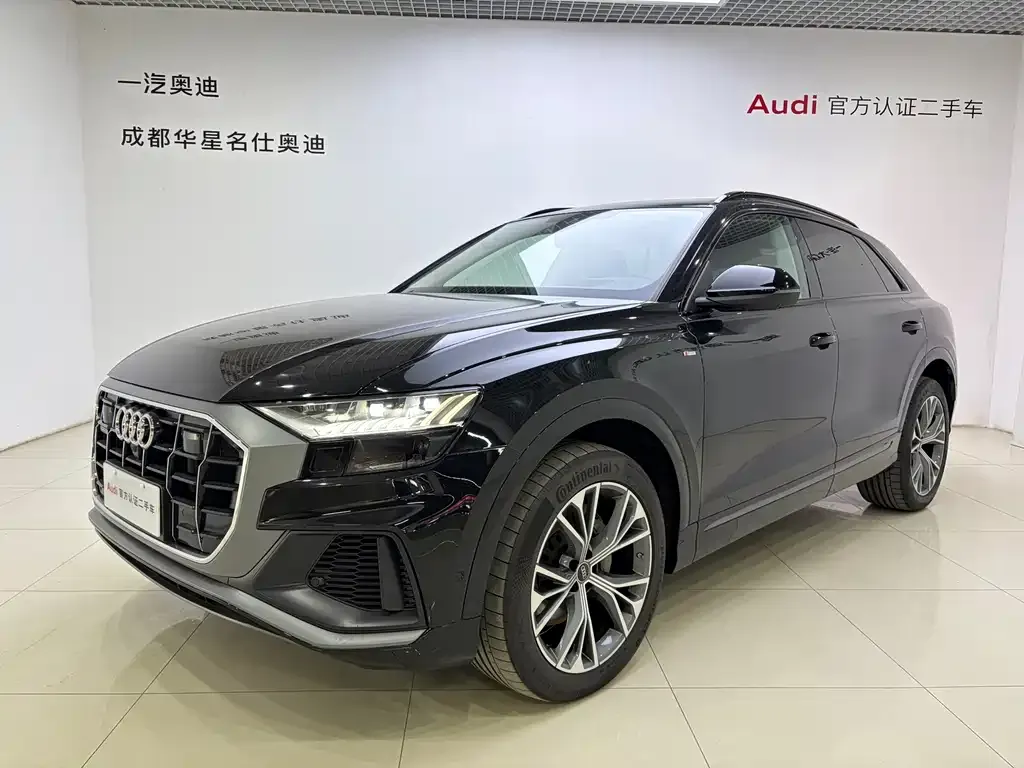 Audi Q8 — фото 1