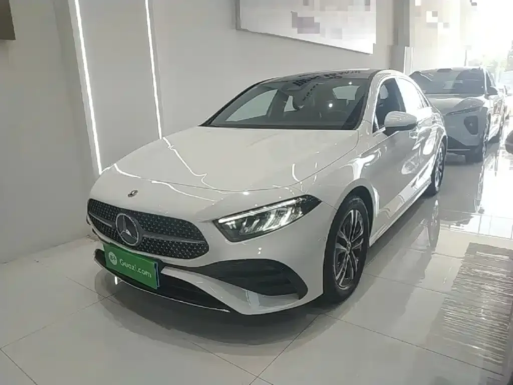 Mercedes-Benz A-Class — фото 1
