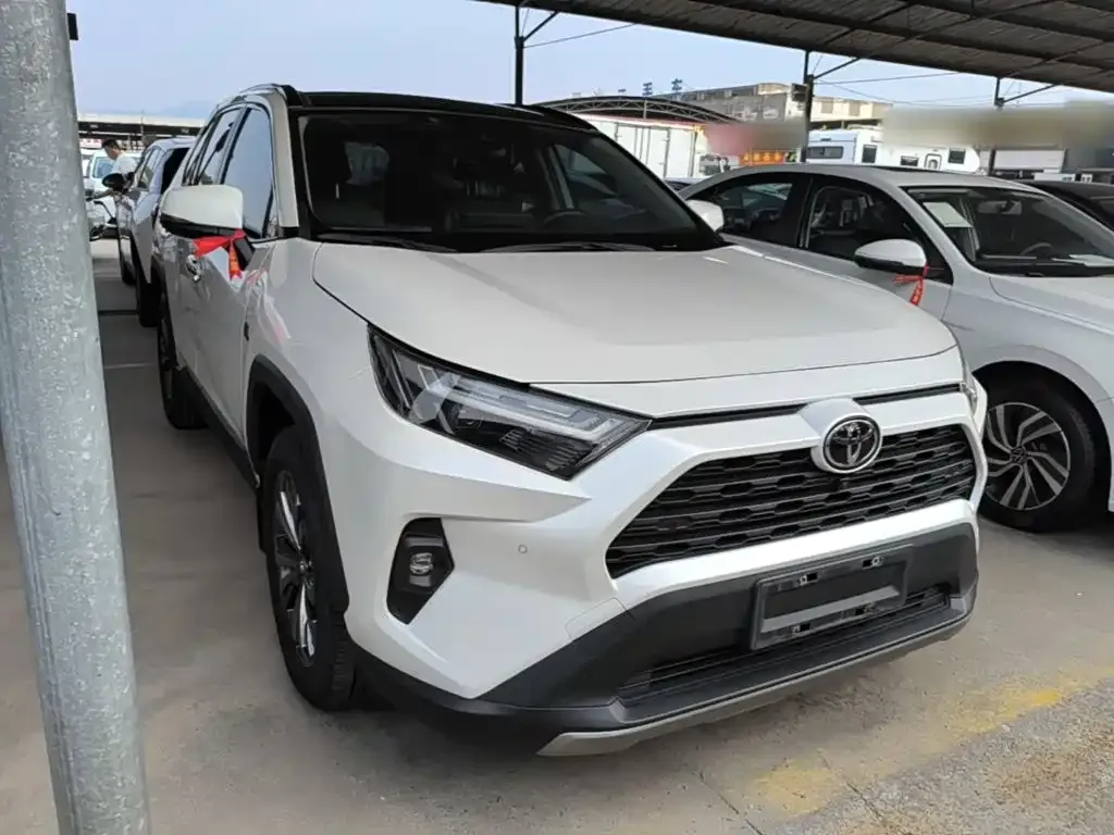 Toyota RAV4 — фото 9