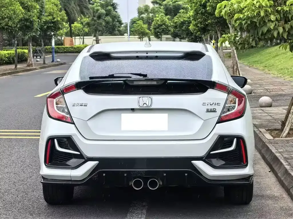 Honda Civic — фото 8