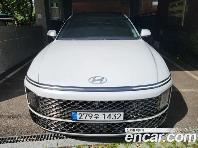 Hyundai Grandeur — фото 1