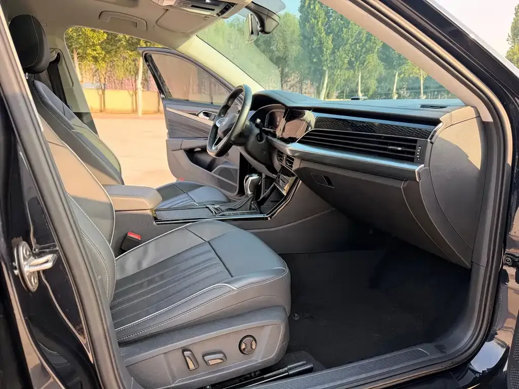 Volkswagen Passat — фото 7