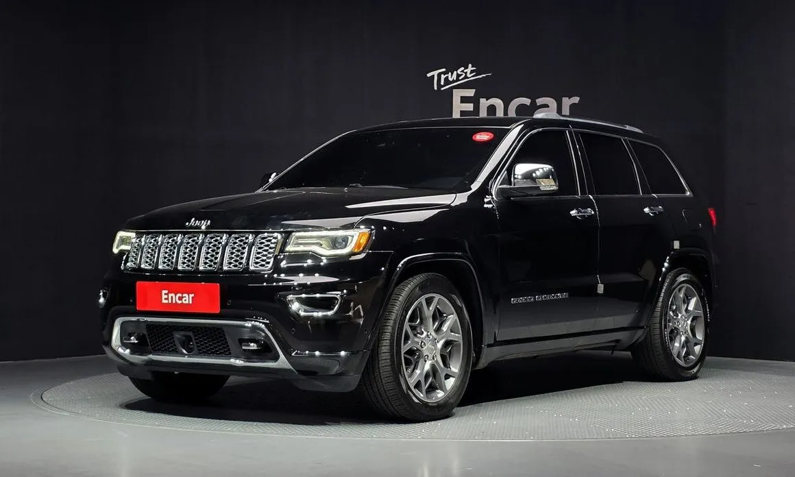 Jeep Cherokee — фото 1