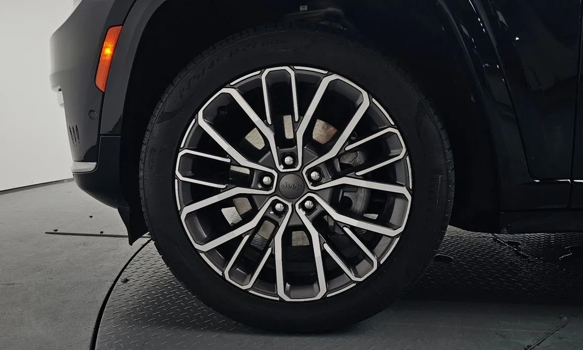 Jeep Cherokee — фото 2