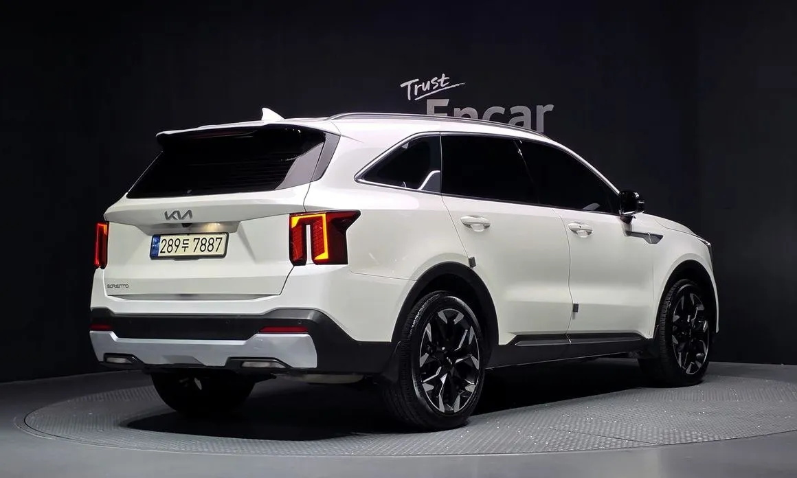 Kia Sorento — фото 5