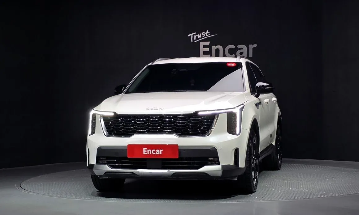 Kia Sorento — фото 9